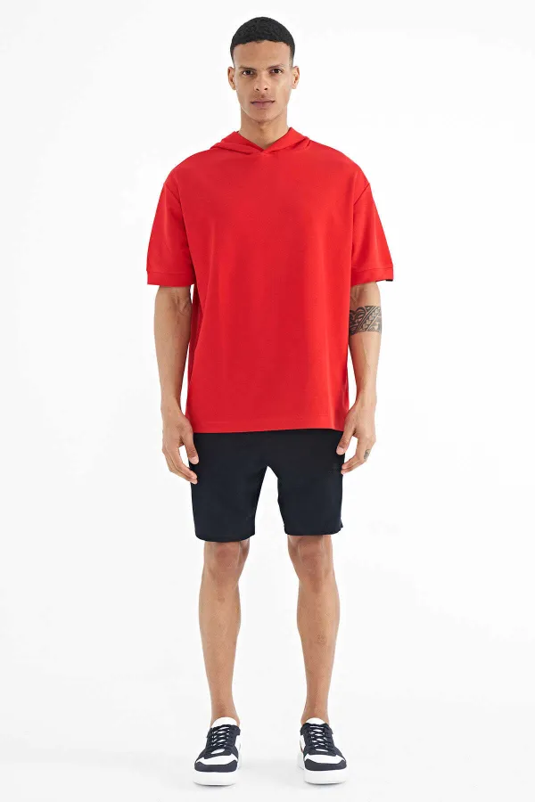 Tommylife Wholesale T-shirt rouge à capuche oversize pour homme avec étiquette sur la manche - 88179