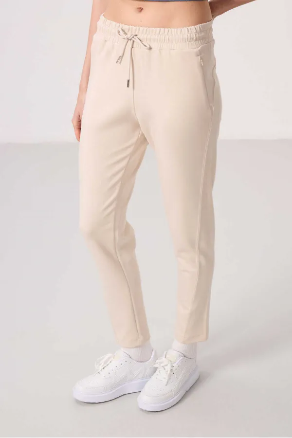 Tommylife Wholesale Soft Textured Hidden Zipper Slim Fit Women's Trousers - 94668 Beige