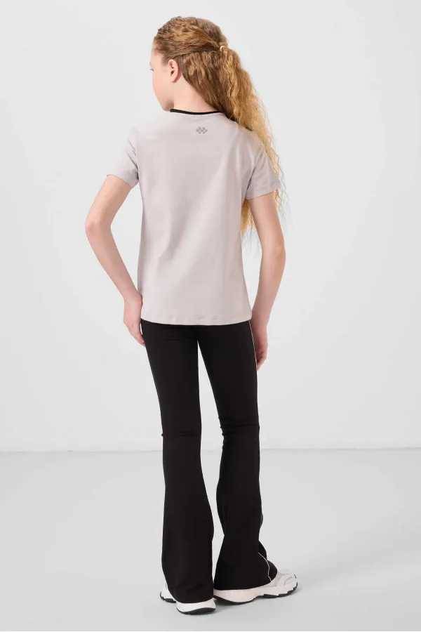 Tommylife Toptan Pamuklu O Yaka Standart Fit Basic İspanyol Paça Kız Çocuk Tayt Takım 75192 Taş Siyah