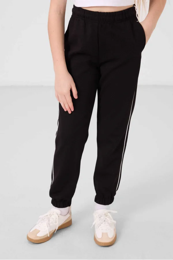 Ensemble de survêtement Tommylife Wholesale pour filles, col rond imprimé, ourlet élastiqué, coupe standard, réf. 75186, écru et noir