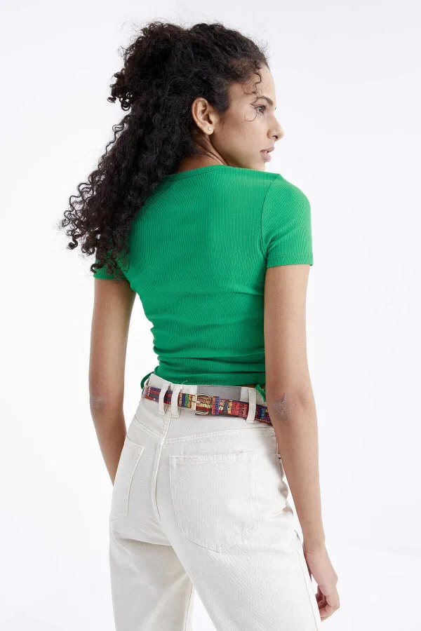Tommylife Toptan Yeşil Basic Yanı Büzgülü O Yaka Kadın Crop Top T-Shirt - 97203