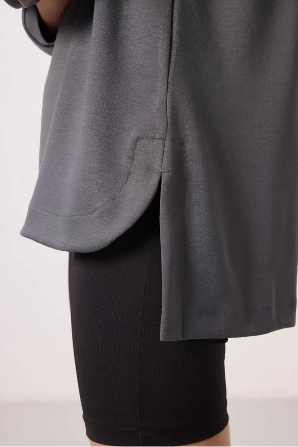 Tommylife Wholesale Soft Texture O Neck Comfortable Form Women's Tunic Sweatshirt - 97305 Dark Gray