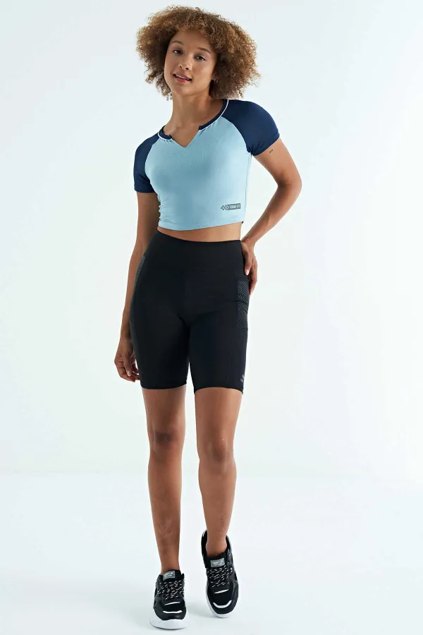 Tommylife Wholesale Light Blue Color Block Logo Print Crew Neck Slim Fit Women's Crop T-Shirt - 97270