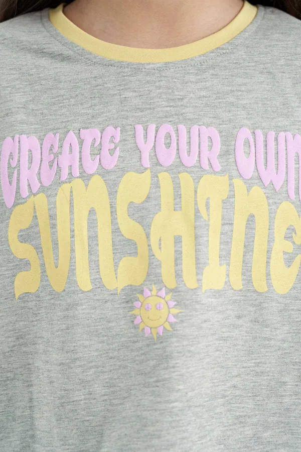 Tommylife Toptan Gri Melanj Renkli Yazı Baskılı O Yaka Oversize  Kısa Kollu Kız Çocuk T-Shirt - 75111