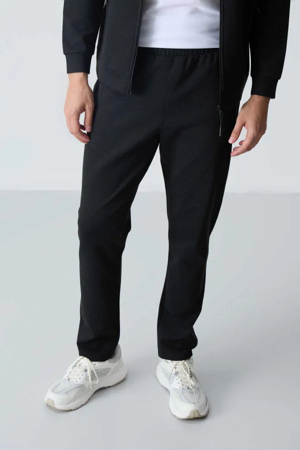 Tommylife Wholesale Comfortable Fit Stand Collar Classic Leg Men's Tracksuit 85113 Black