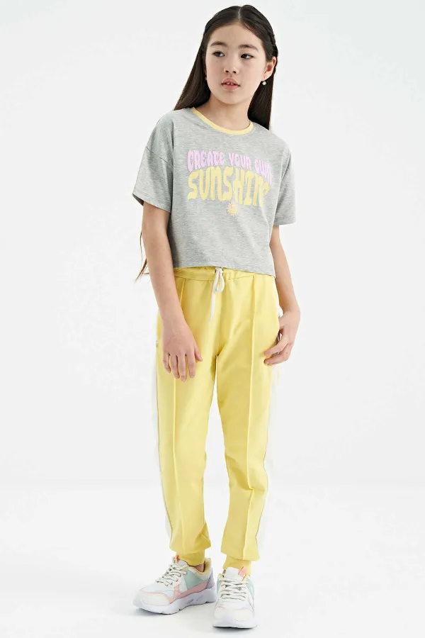 Tommylife Toptan Gri Melanj Renkli Yazı Baskılı O Yaka Oversize  Kısa Kollu Kız Çocuk T-Shirt - 75111