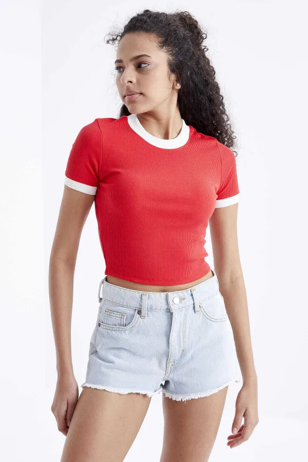Tommylife Toptan Nar Çiçeği Basic Kol Detaylı O Yaka Kadın Crop Top T-Shirt - 97200