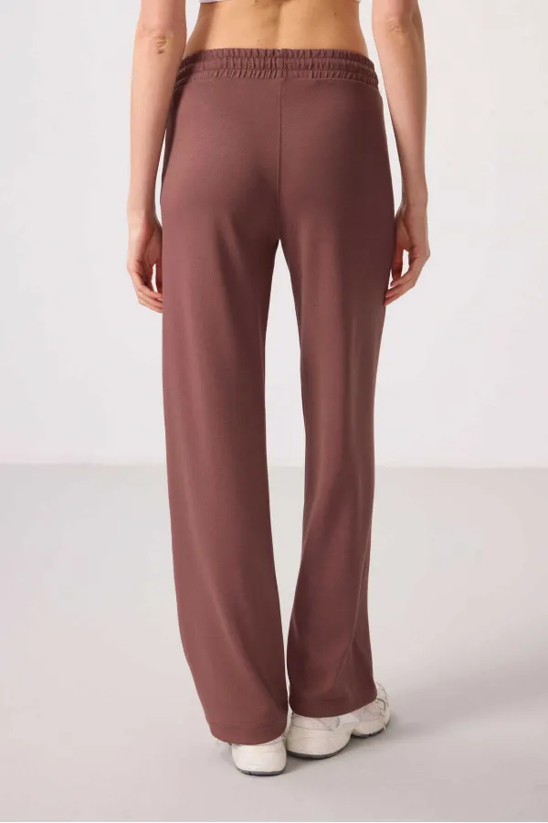 Tommylife Toptan Yumuşak Dokulu Cepli Ön Dikiş Detaylı Kadın Palazzo Pantolon - 94670 Kahverengi