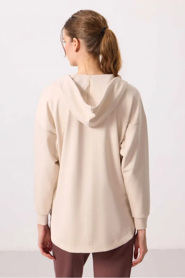 Tommylife Wholesale Soft Texture Hooded Oversize Women's Tunic Sweatshirt - 97302 Beige