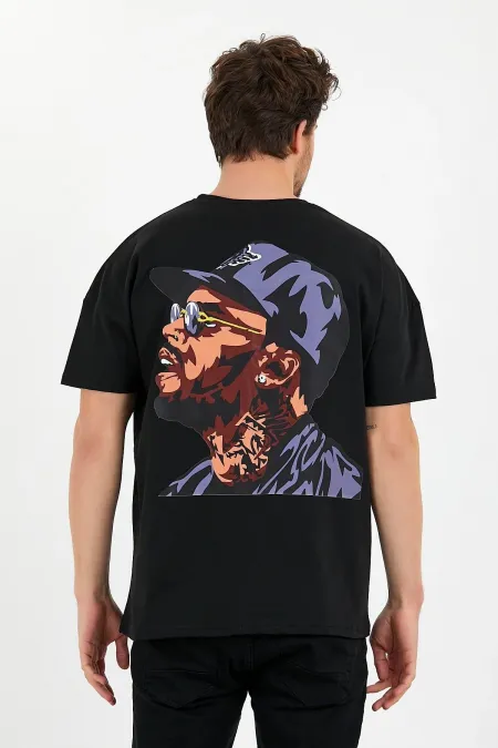 Rapper with Hat Oversize T-shirt
