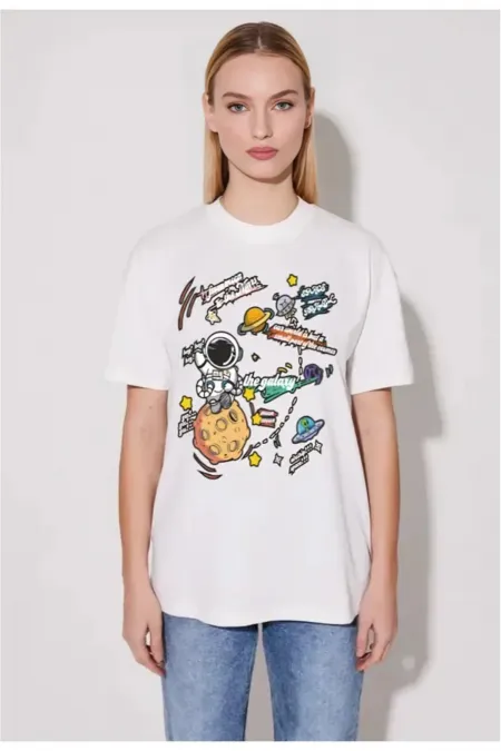 Astronaut from the Moon Printed Oversized Cotton T-shirt, trend fashion t-shirt