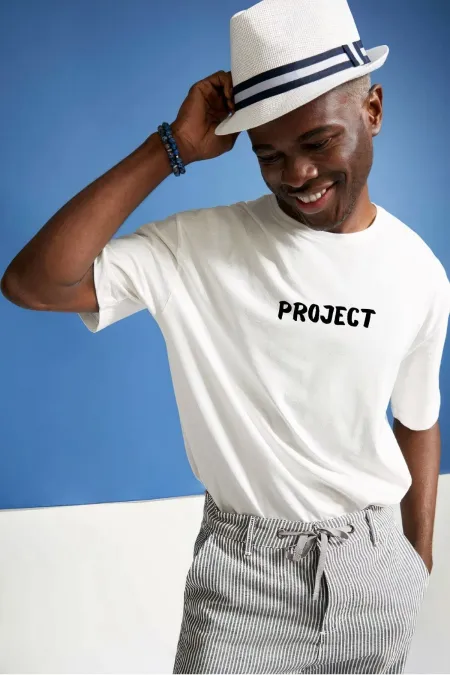 Project Men's White Regular Fit Casual Crew Neck Short Sleeve Front Printed T-shirt