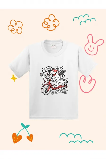 Kids' T-shirt with Cute Dog Riding a Scooter Print