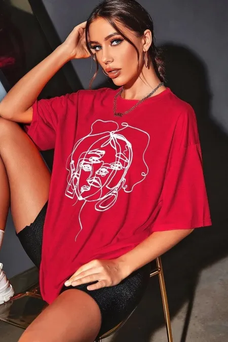 Women's Red Face Print Detailed Oversize T-shirt