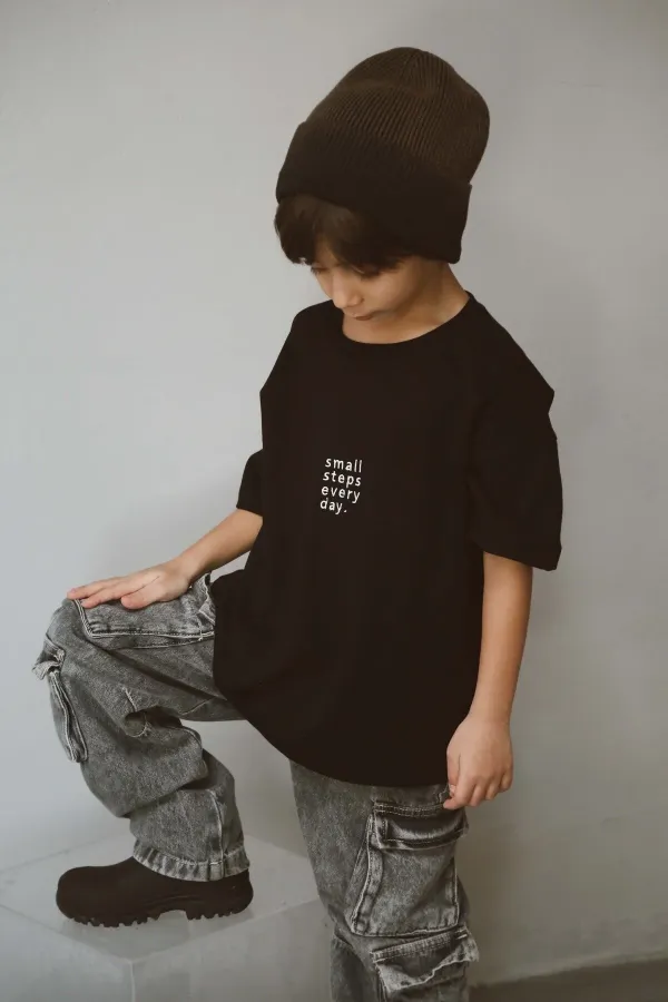 Black Crew Neck Embroidered Oversize T-shirt for Baby - Kids