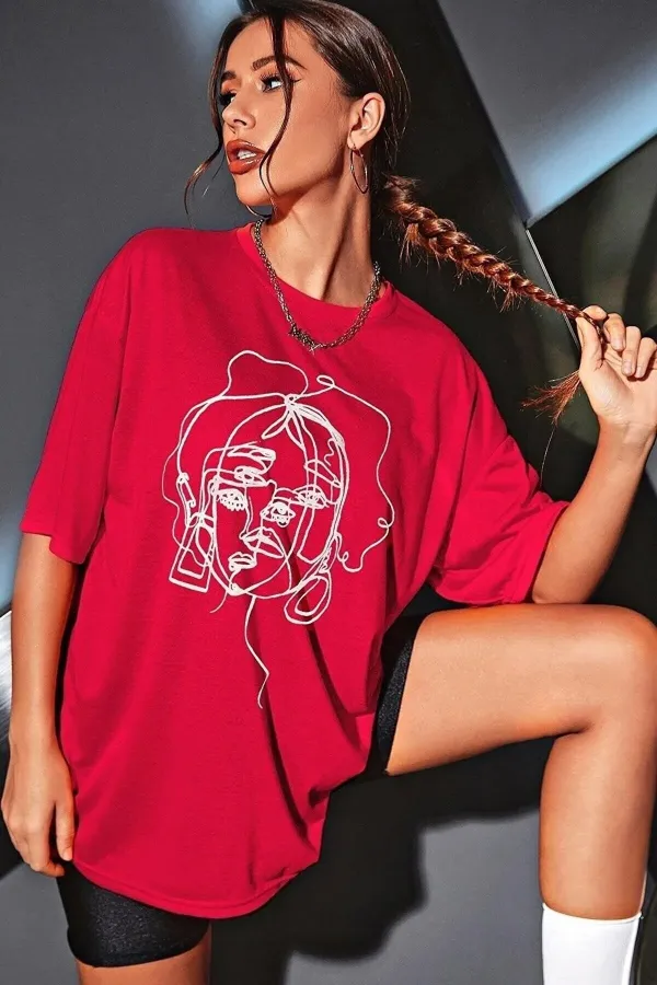 Women's Red Face Print Detailed Oversize T-shirt
