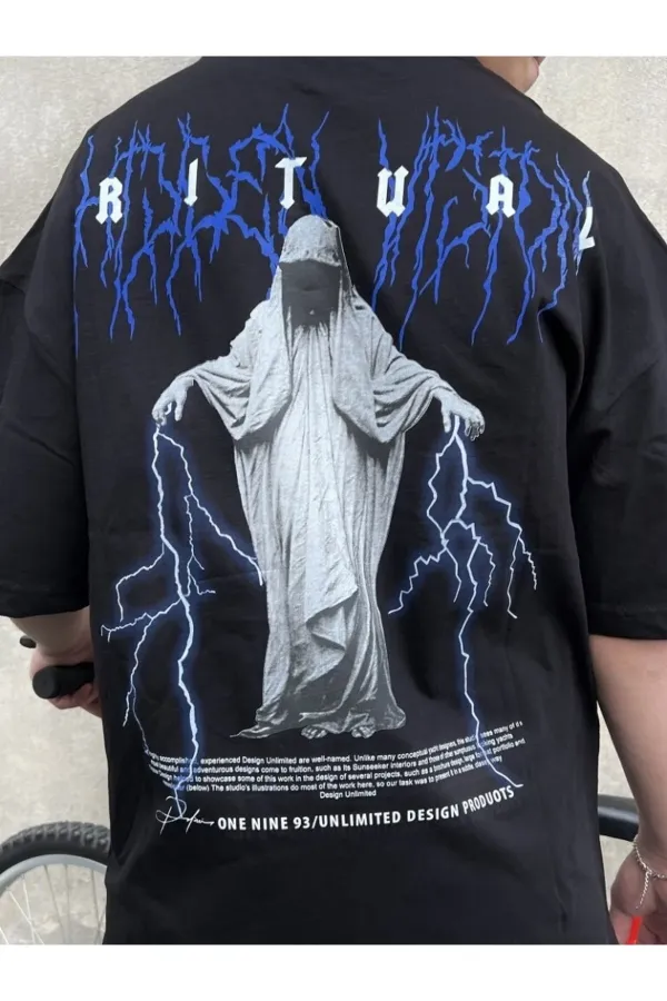 Oversized Comfortable T-shirt with Bauble Print