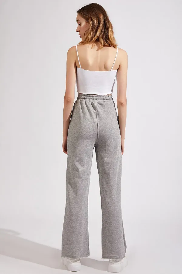 Women's Gray Ripped Detailed Knitted Sweatpants Si00020