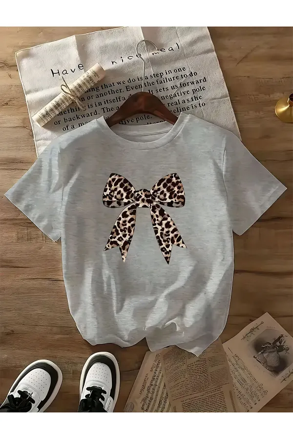 LEOPAR DESENLİ KURDELE DETAYLI BASİC T-SHİRT