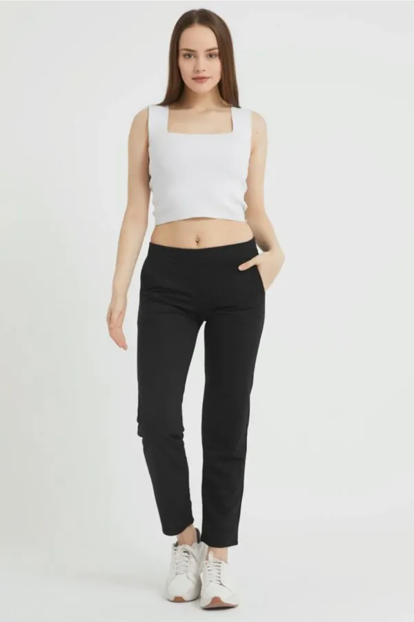 Women's Black Straight Leg Sweatpants