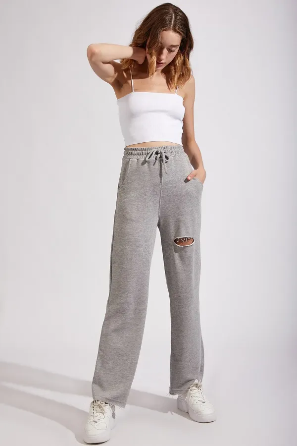 Women's Gray Ripped Detailed Knitted Sweatpants Si00020