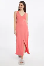 Chemise de nuit longue en maille épaisse à bretelles en viscose égyptienne corail