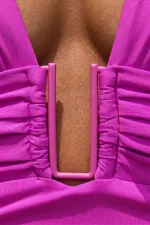 Mısırlı Aksesuarlı Boyundan Bağlı Mayo Fuşya