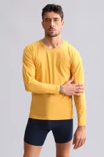 Débardeur/T-shirt à manches longues et col en V, coupe ajustée, en modal égyptien TENCEL HERCULES, couleur moutarde