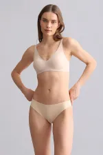 Soutien-gorge fantôme égyptien, peau claire
