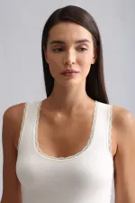 Mısırlı Modal By TENCEL LACE Kalın Askılı Dantelli Atlet / T-Shirt Ekru Mısırlı Modal By TENCEL LACE Kalın Askılı Dantelli Atlet / T-Shirt Ekru