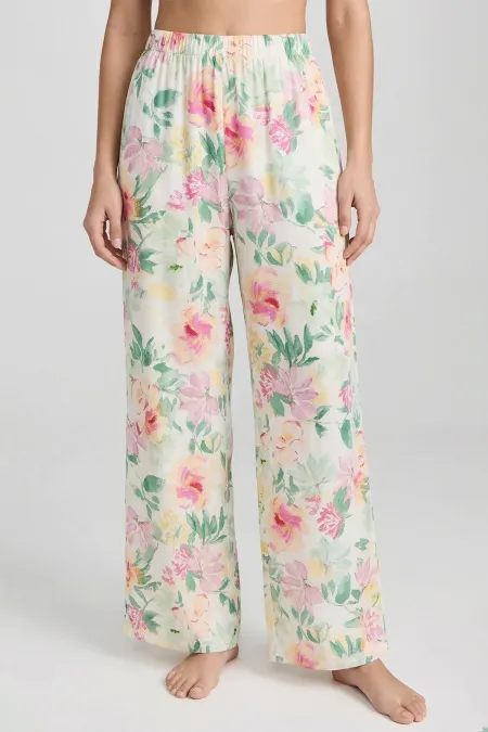 Mısırlı Kadın Dokuma Çiçekli Alt Pijama Çok Renkli