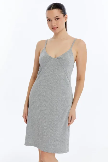 Chemise de nuit égyptienne côtelée à bretelles, gris chiné