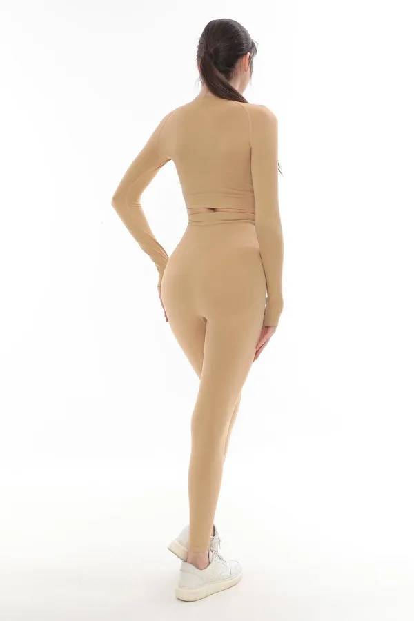 Mısırlı Kadın Uzun Kollu Spor Tayt Takımı Açık Vizon