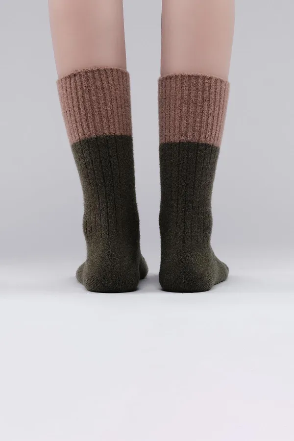 Mısırlı Kadın Soft Peluş Termal Tekli Soket Çorap Haki