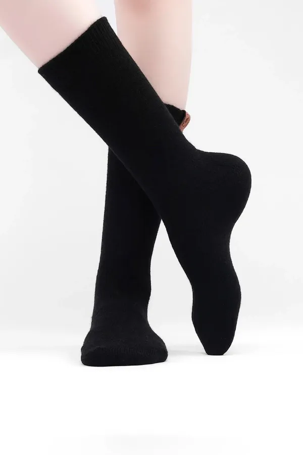 Mısırlı Kadın Kuzu Yünü Tekli Soket Çorap Siyah