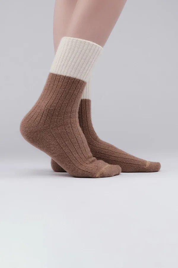 Mısırlı Kadın Soft Peluş Termal Tekli Soket Çorap Bej