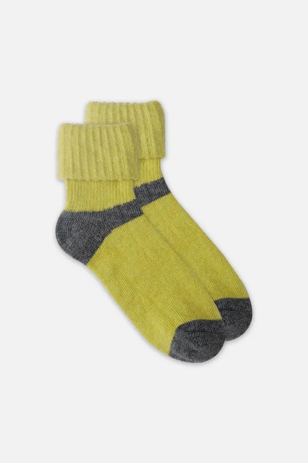 Mısırlı Kadın Alpaka Yünü Kışlık Kıvrık Tekli Soket Çorap Yeşil