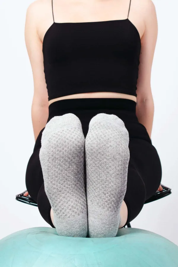 Mısırlı Kadın Kaydırmaz 2 Çift Pilates Ve Yoga Çorabı Gri