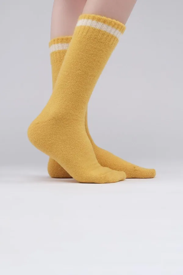 Chaussettes thermiques douces et moelleuses pour femmes, jaune foncé, de marque égyptienne