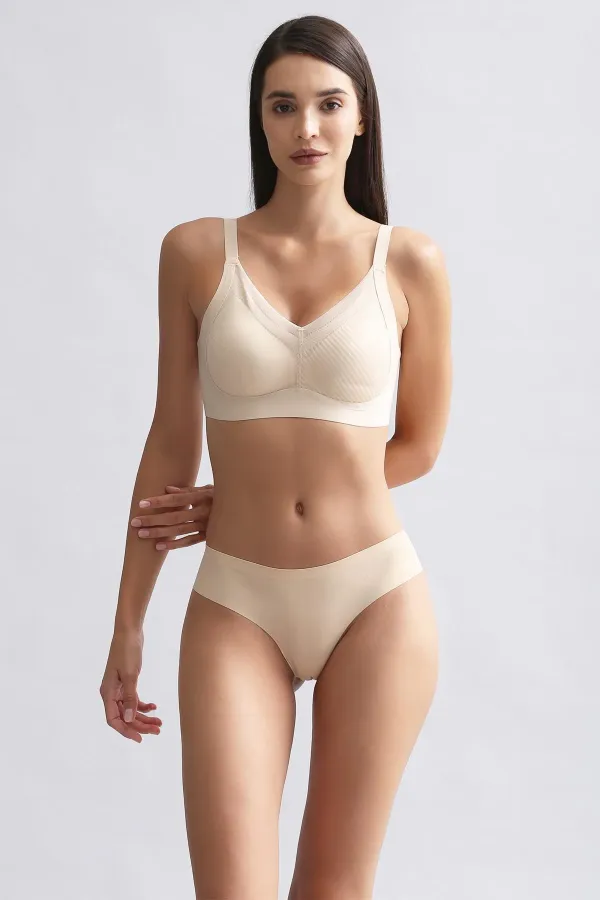 Culotte invisible égyptienne beige découpée au laser