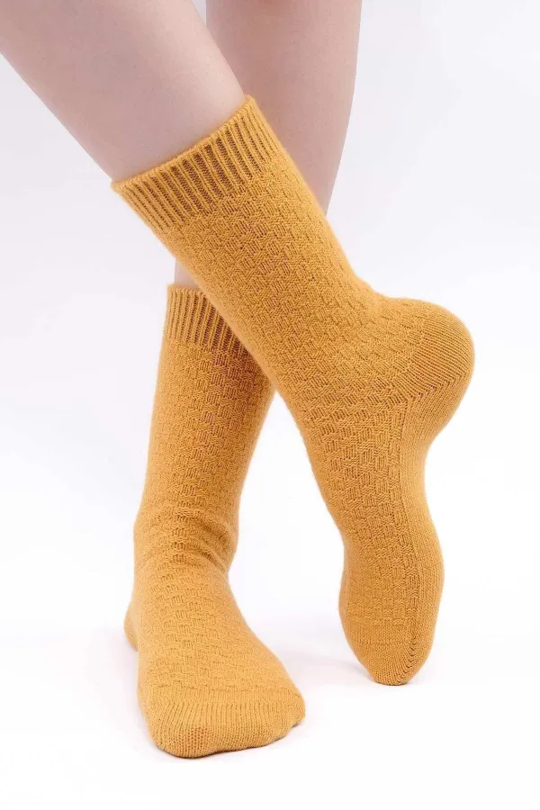 Mısırlı Kadın Koyun Yünü Tekli Soket Çorap Safran