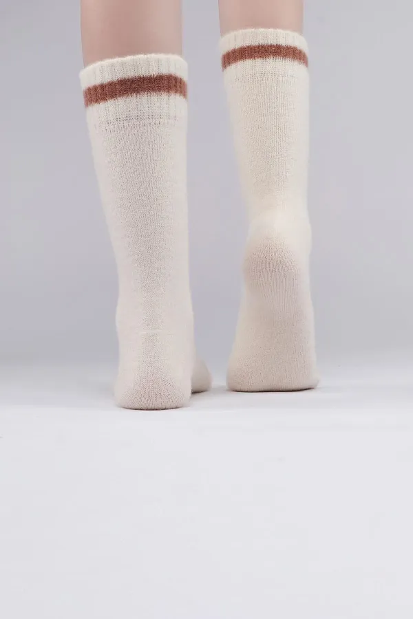 Mısırlı Kadın Soft Peluş Termal Tekli Soket Çorap Ekru