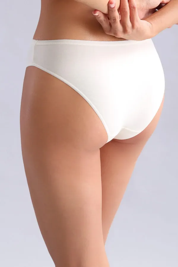 Mısırlı Modal By TENCEL HERA İnce Lastikli 3'Lü Brazillian Külot Ekru