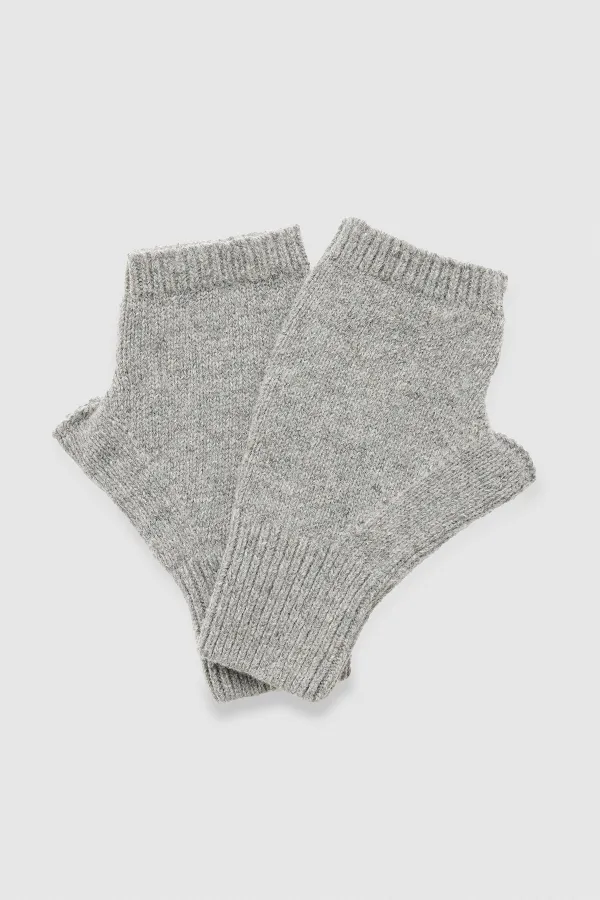 Unisex Wool Beanie and Glove Set - Milda Grey
