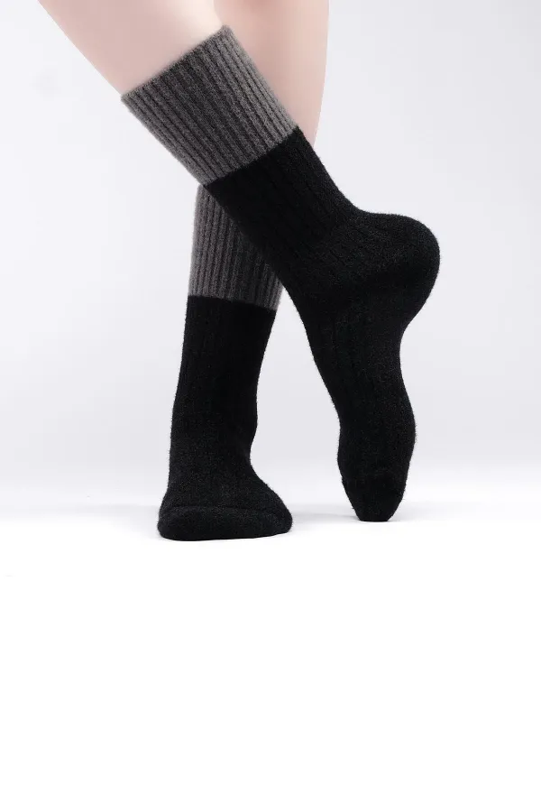 Mısırlı Kadın Soft Peluş Termal Tekli Soket Çorap Siyah