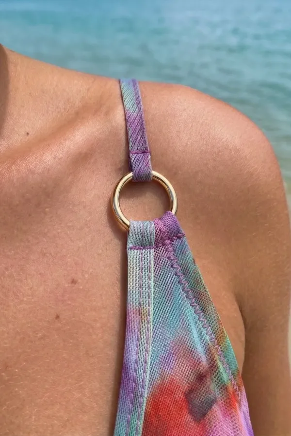 Maillot de bain triangle style égyptien avec détails en tulle, violet/batik