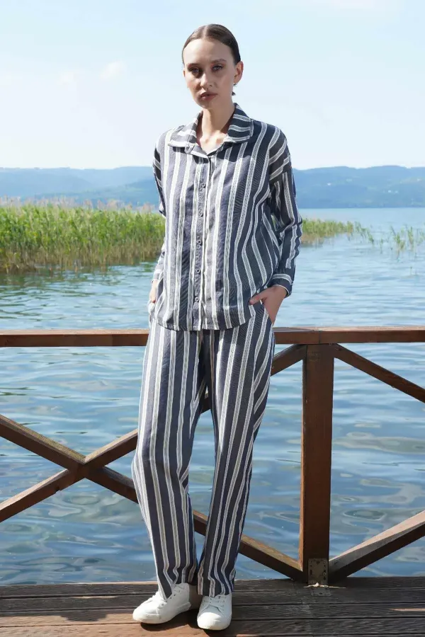 Mısırlı Kadın Viskon Çizgi Desenli Gömlek Takım İndigo