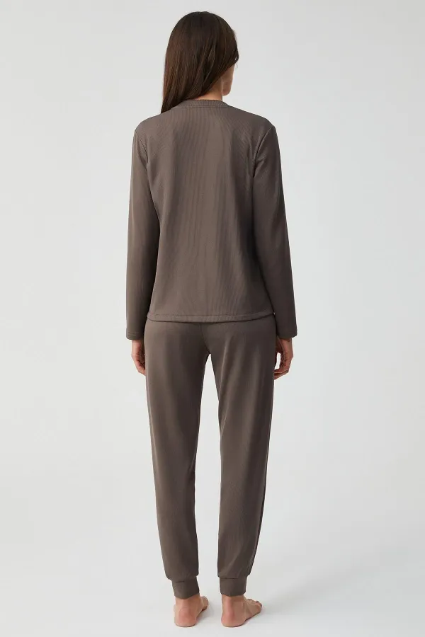 Mısırlı Kadın Üçlü Pijama Takımı Kahverengi