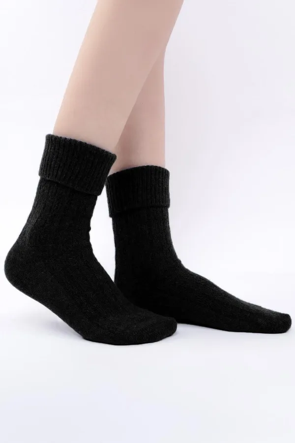 Mısırlı Women's Sheep Wool Single Curved Sock Black