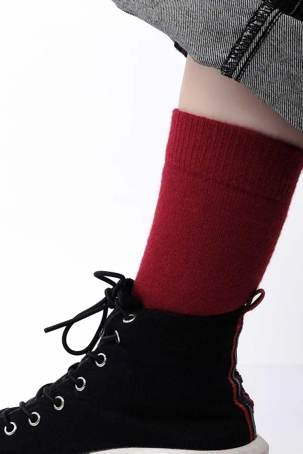 Chaussettes rouges à une seule chaussette en laine de mouton égyptienne pour femmes